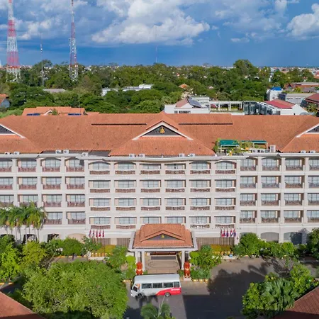 Hotel Somadevi Angkor Resort & Spa-2